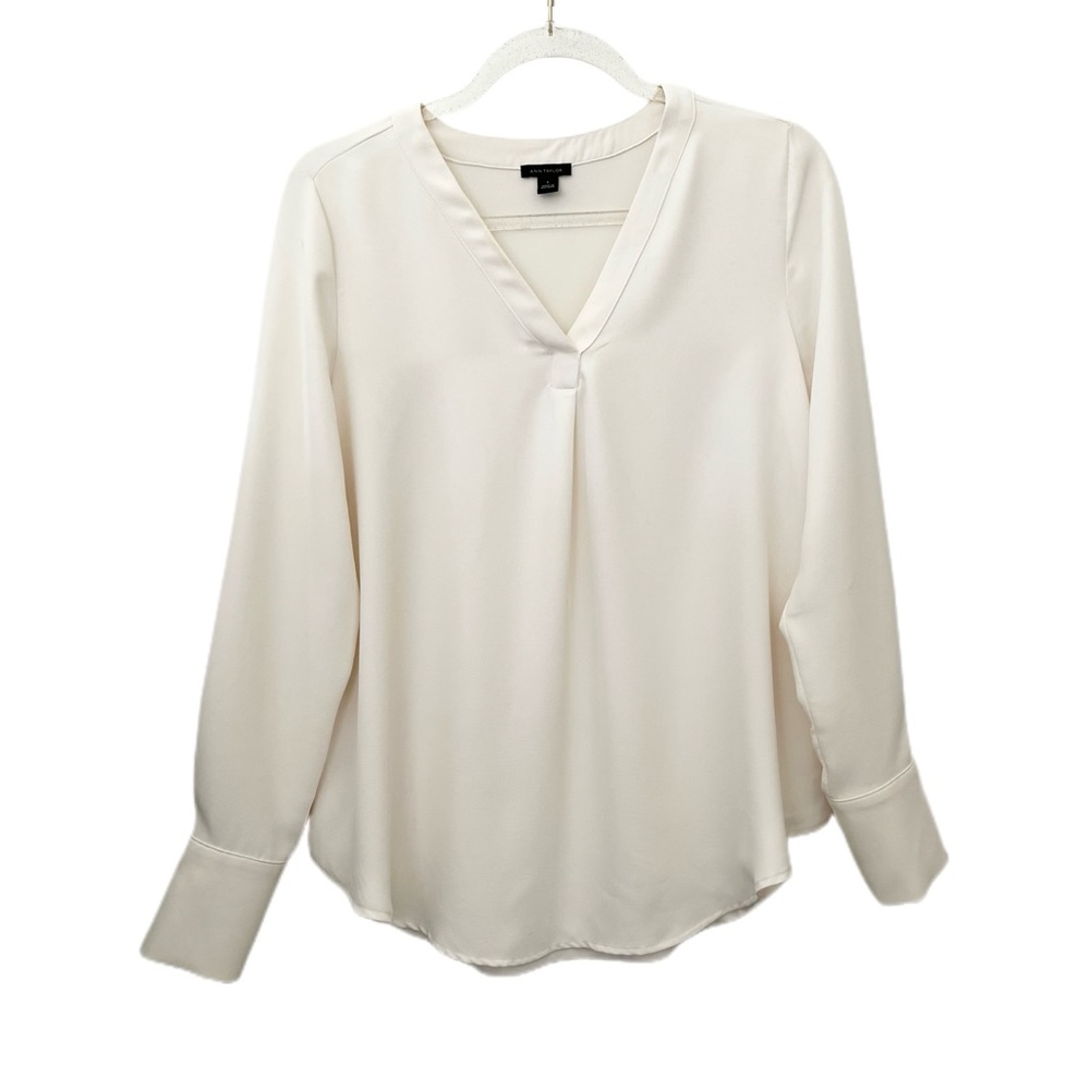 Ann Taylor White Blouse Long Sleeve Size Small